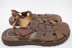 Born Fisherman Sandals Men’s Sz 14 Brown Oiled Leather Strappy Flat
